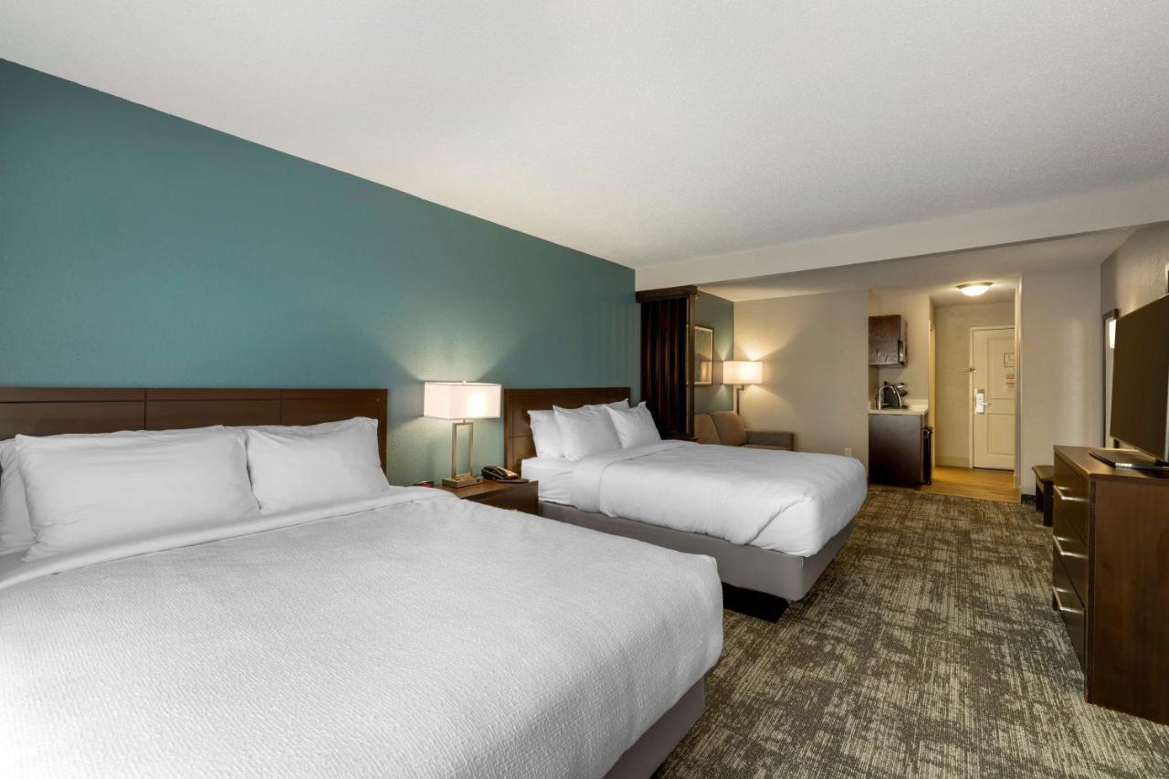 Best Western Watertown Inn & Suites Esterno foto