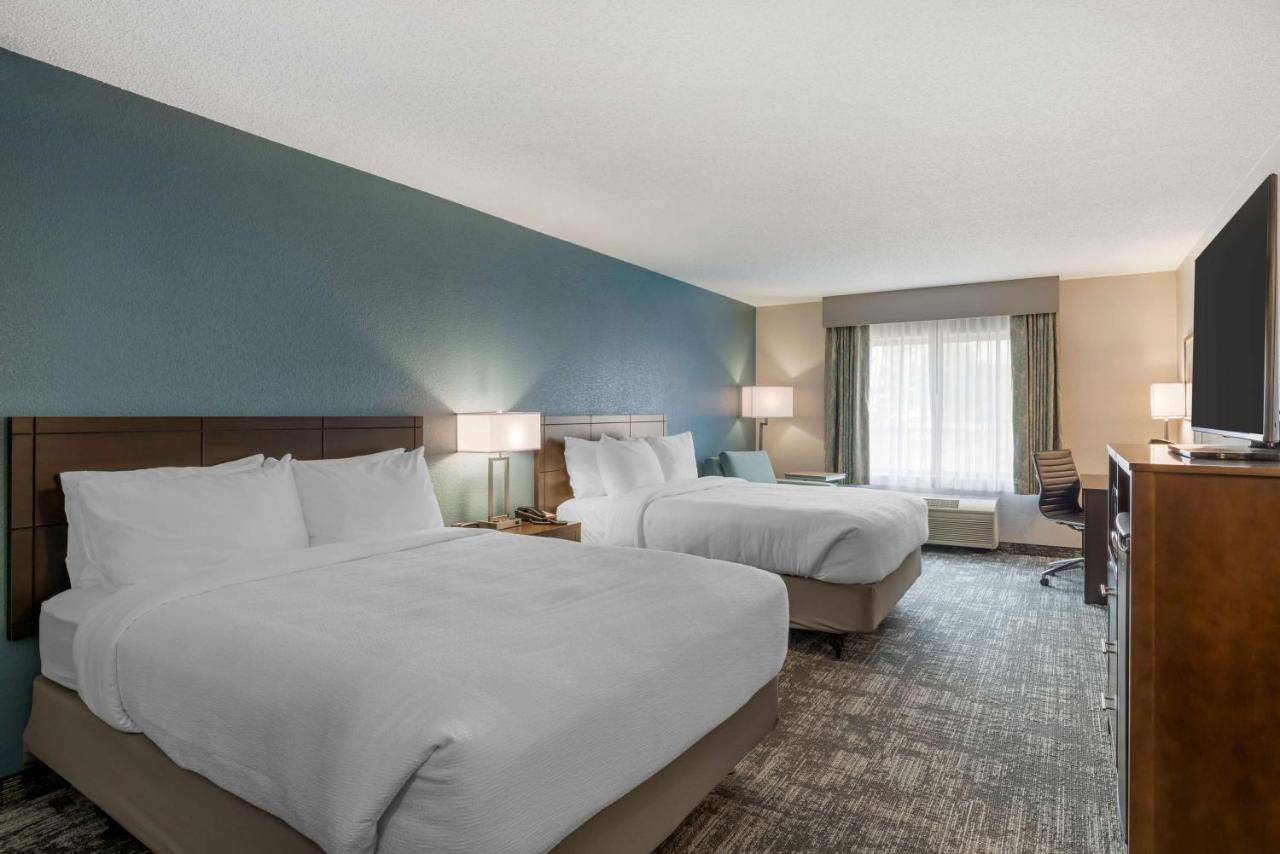 Best Western Watertown Inn & Suites Esterno foto