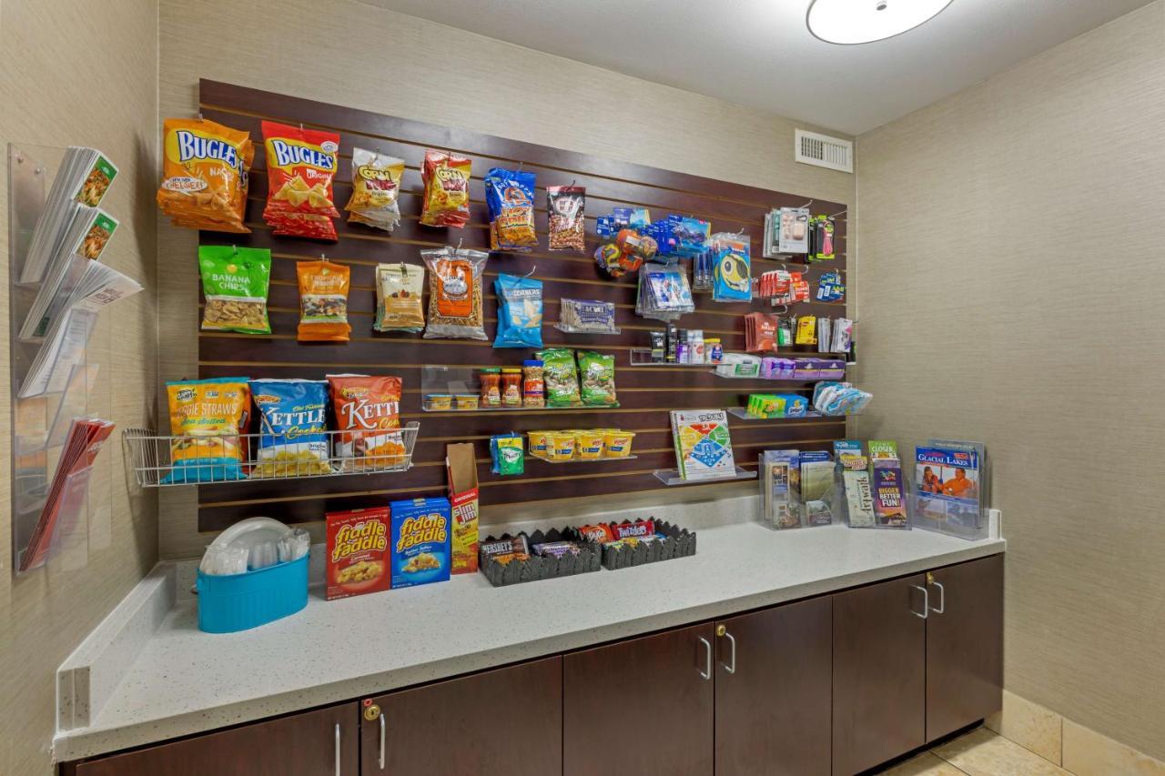 Best Western Watertown Inn & Suites Esterno foto