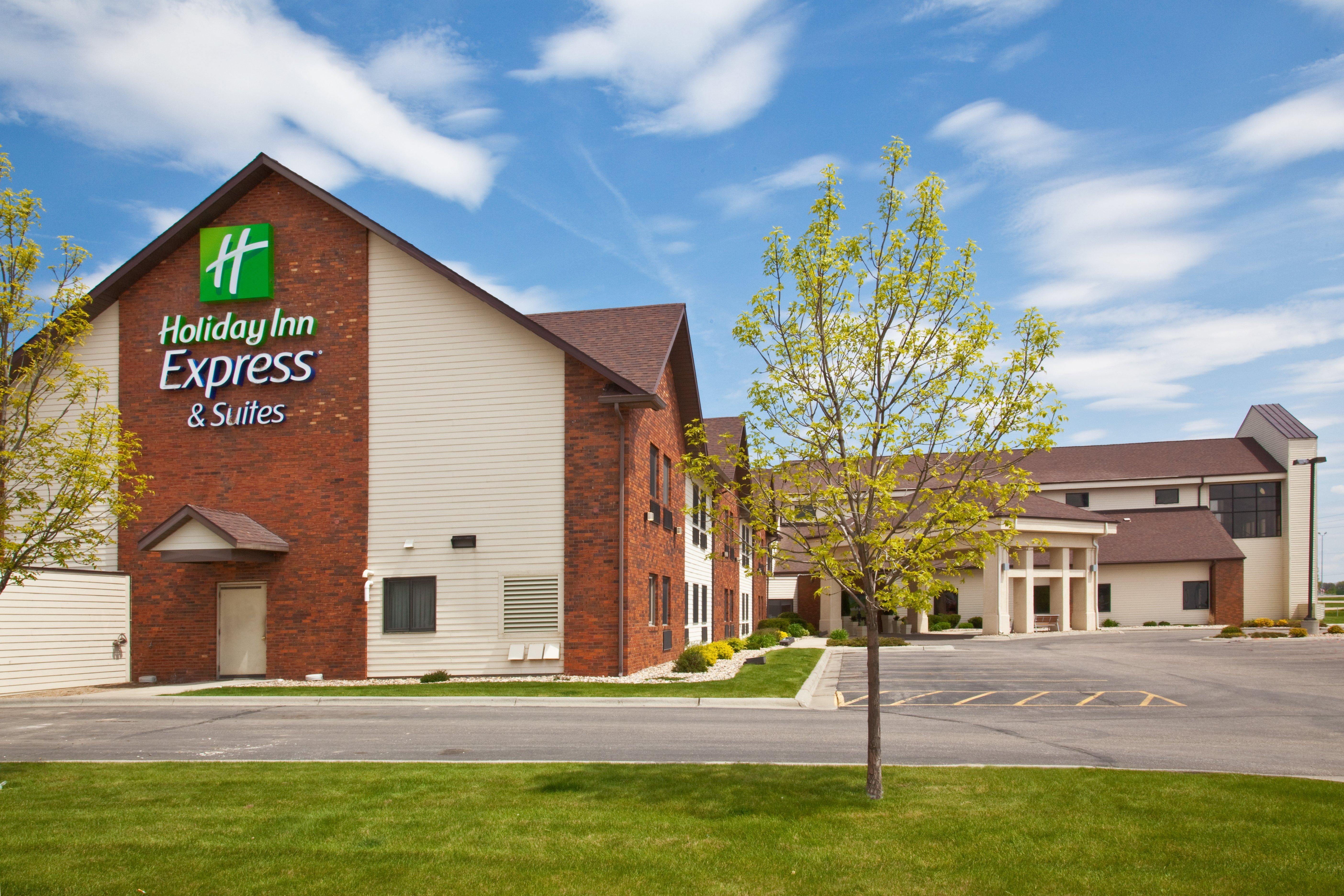 Best Western Watertown Inn & Suites Esterno foto